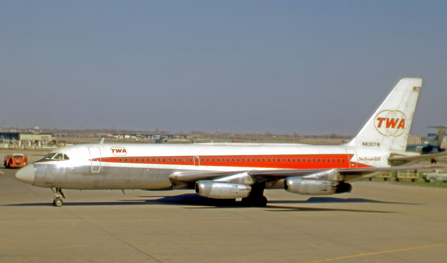 TWA was the largest operator of the Convair 880. Here, an 880 taxis at Chicago’s O’Hare Airport in 1971. (RuthAS)